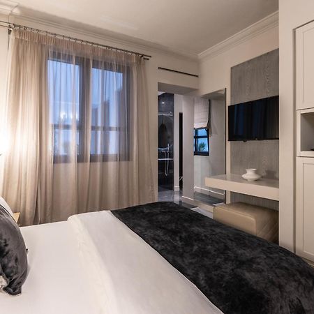 Oniro City Athena Bagian luar foto