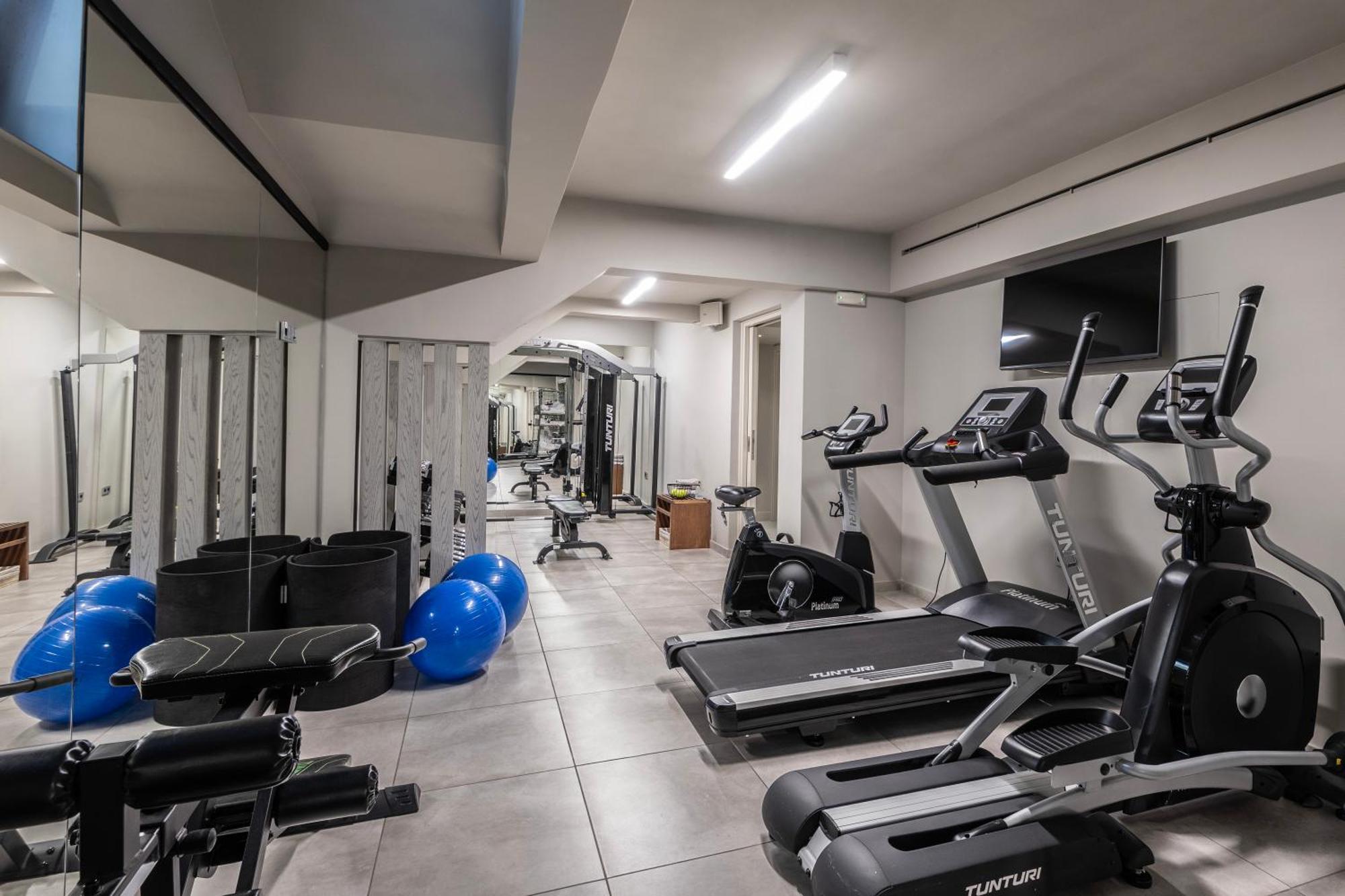 Oniro City Athena Bagian luar foto